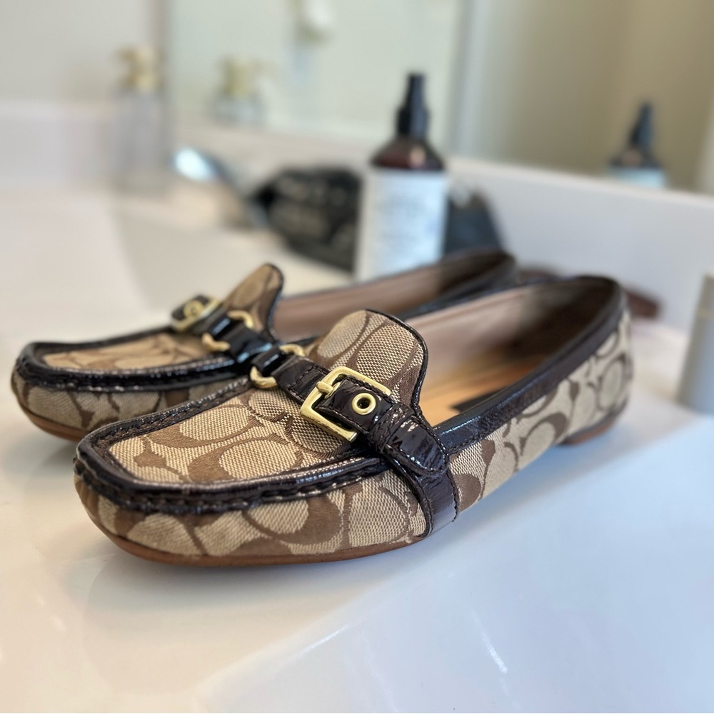 Classic Coach Signature Jacquard Loafers with Leather Trim – Size 8 - Picture 11 of 14